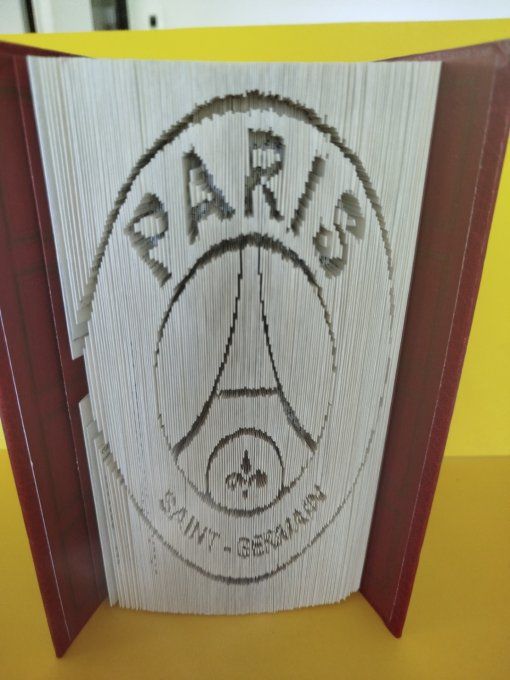 Club de foot PSG ( version coupé plié )