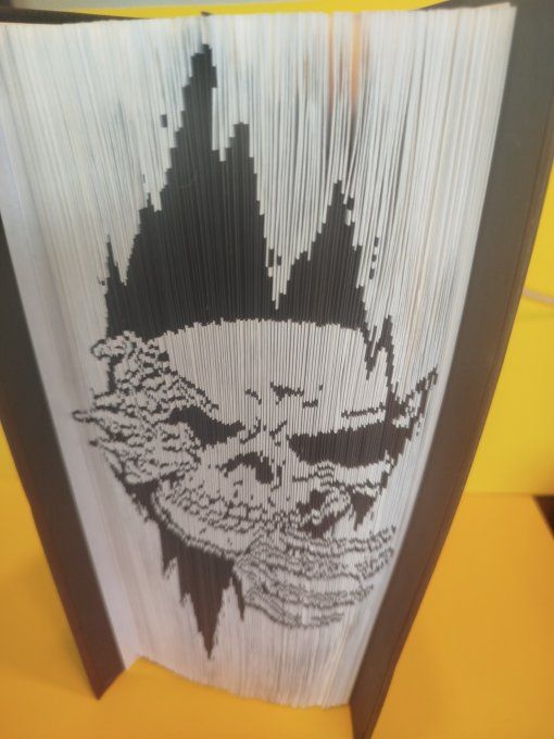 Tête de mort ( méthode coupé plié)