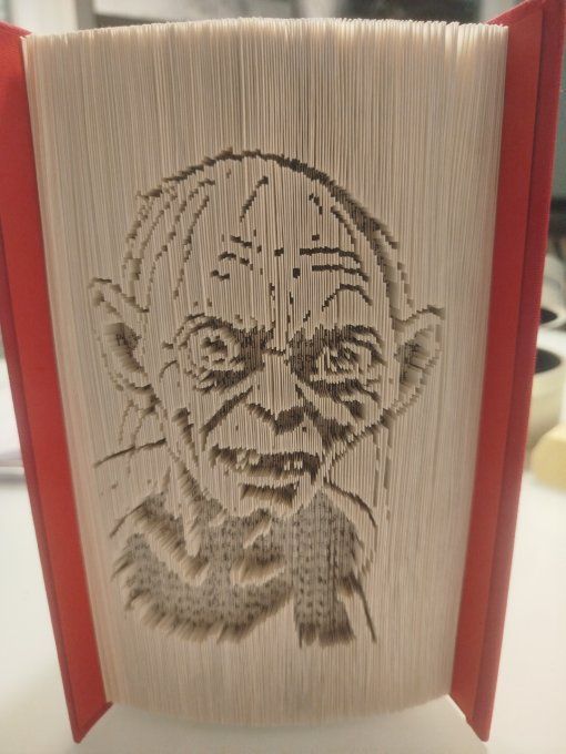 PATRON GOLLUM